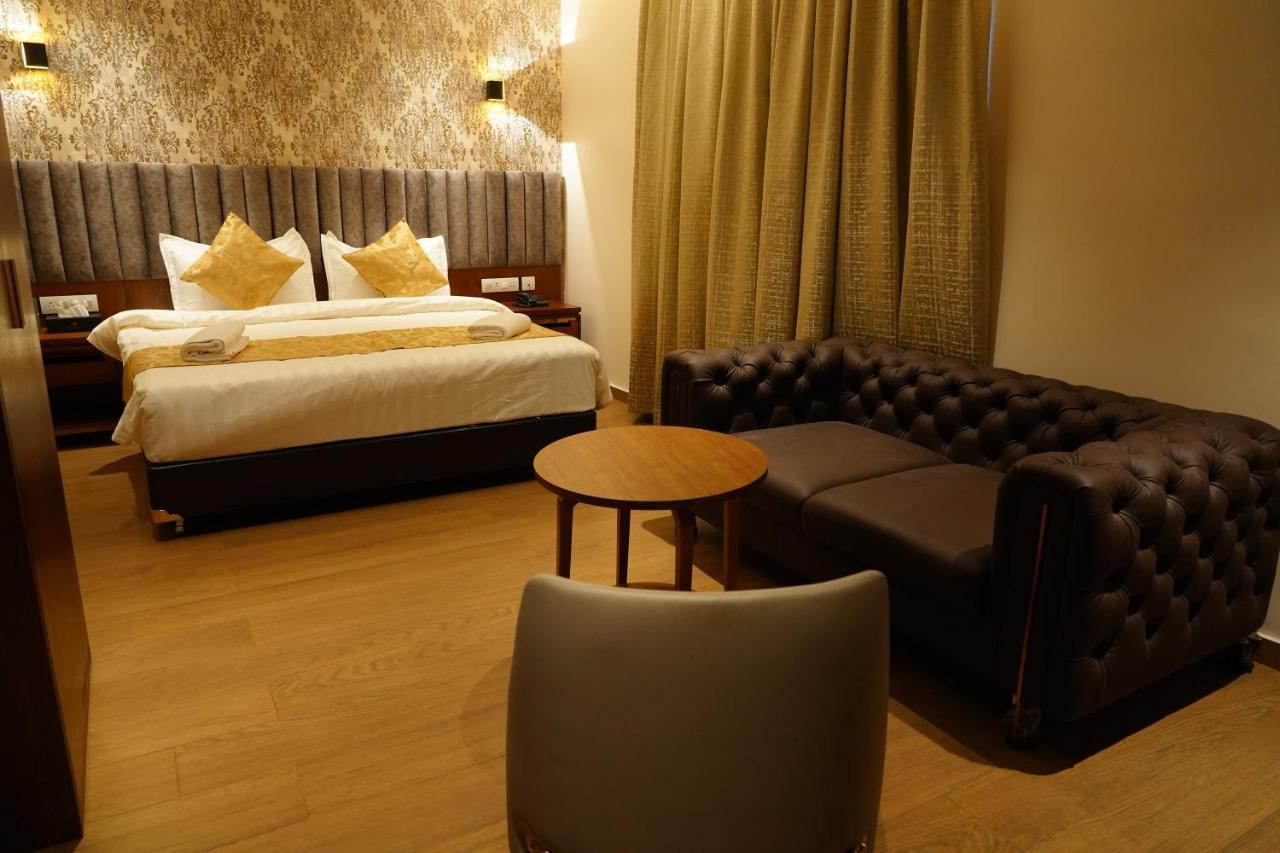 Hotel The Kings Park Grand-Near Us Consulate Chennai Esterno foto