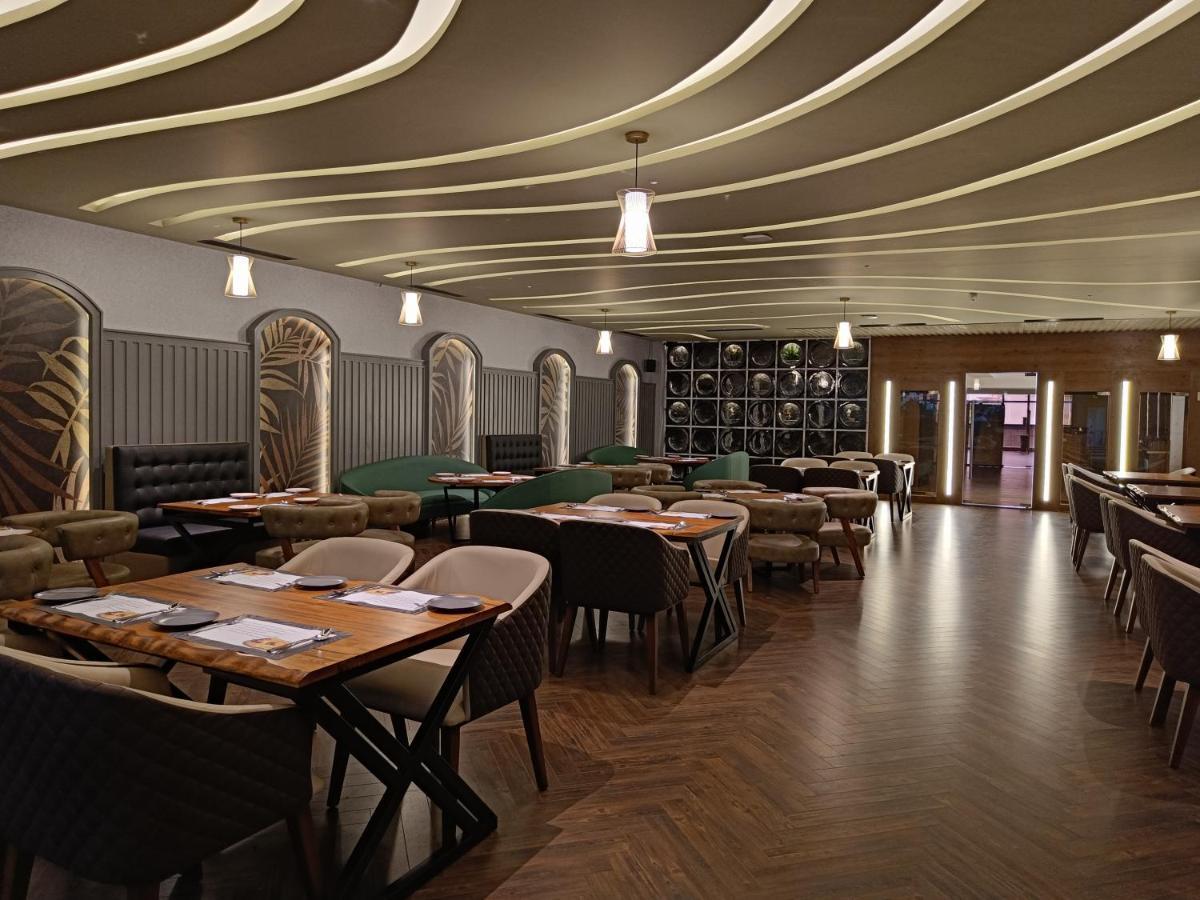 Hotel The Kings Park Grand-Near Us Consulate Chennai Esterno foto