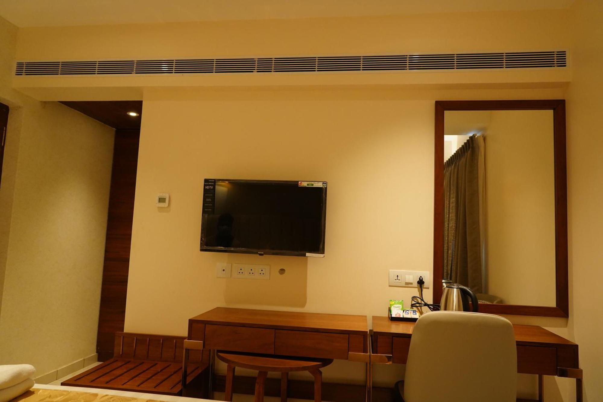 Hotel The Kings Park Grand-Near Us Consulate Chennai Esterno foto