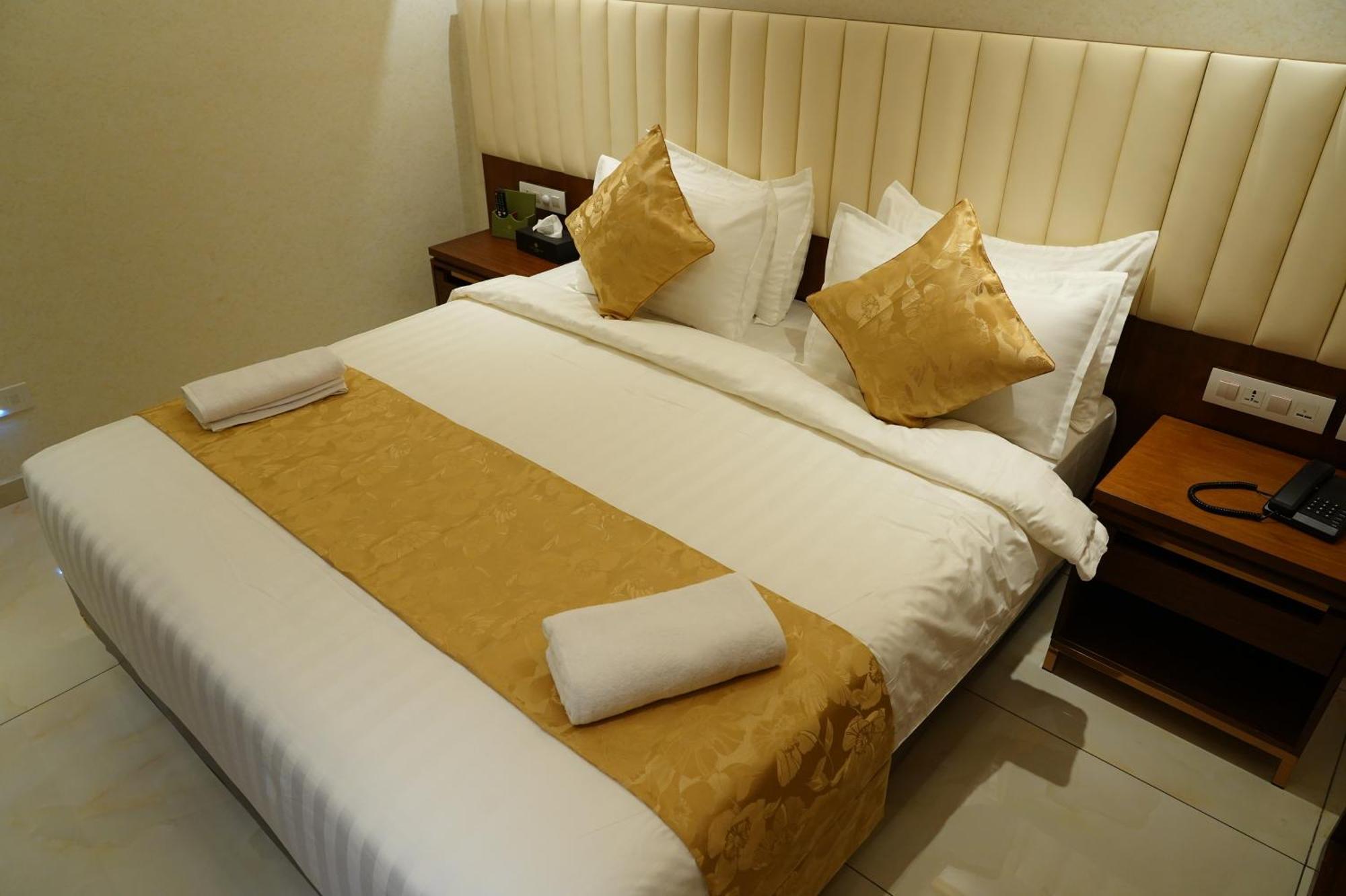 Hotel The Kings Park Grand-Near Us Consulate Chennai Esterno foto